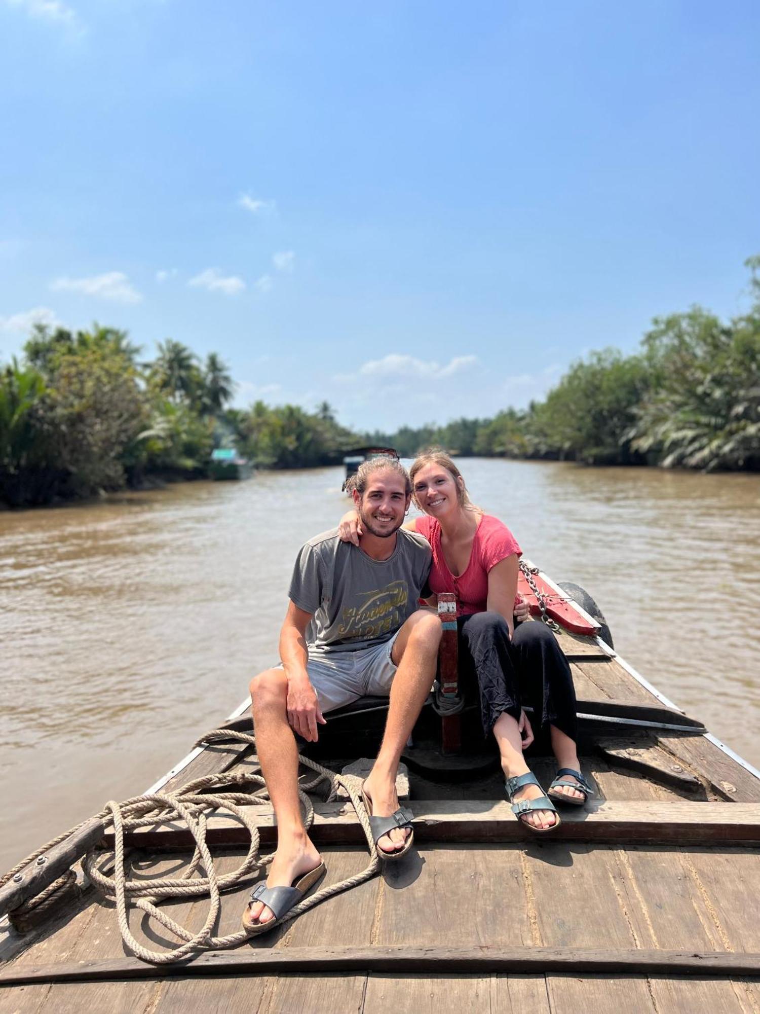 Hide Away Bungalows In Ben Tre City Exterior foto